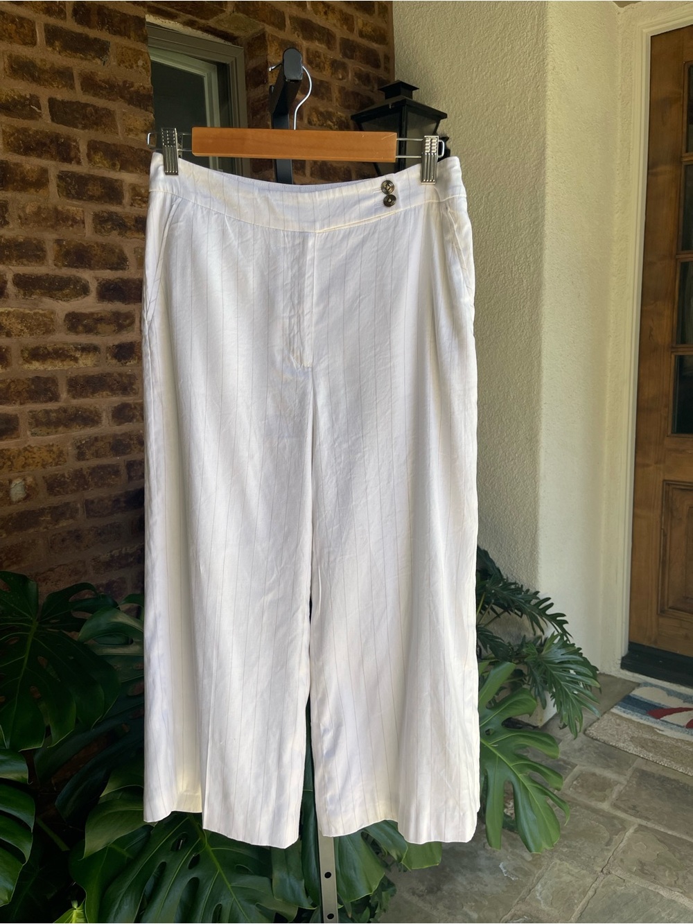 White House Black Market White Wide-Leg Linen-Blend Pants with Side Buttons